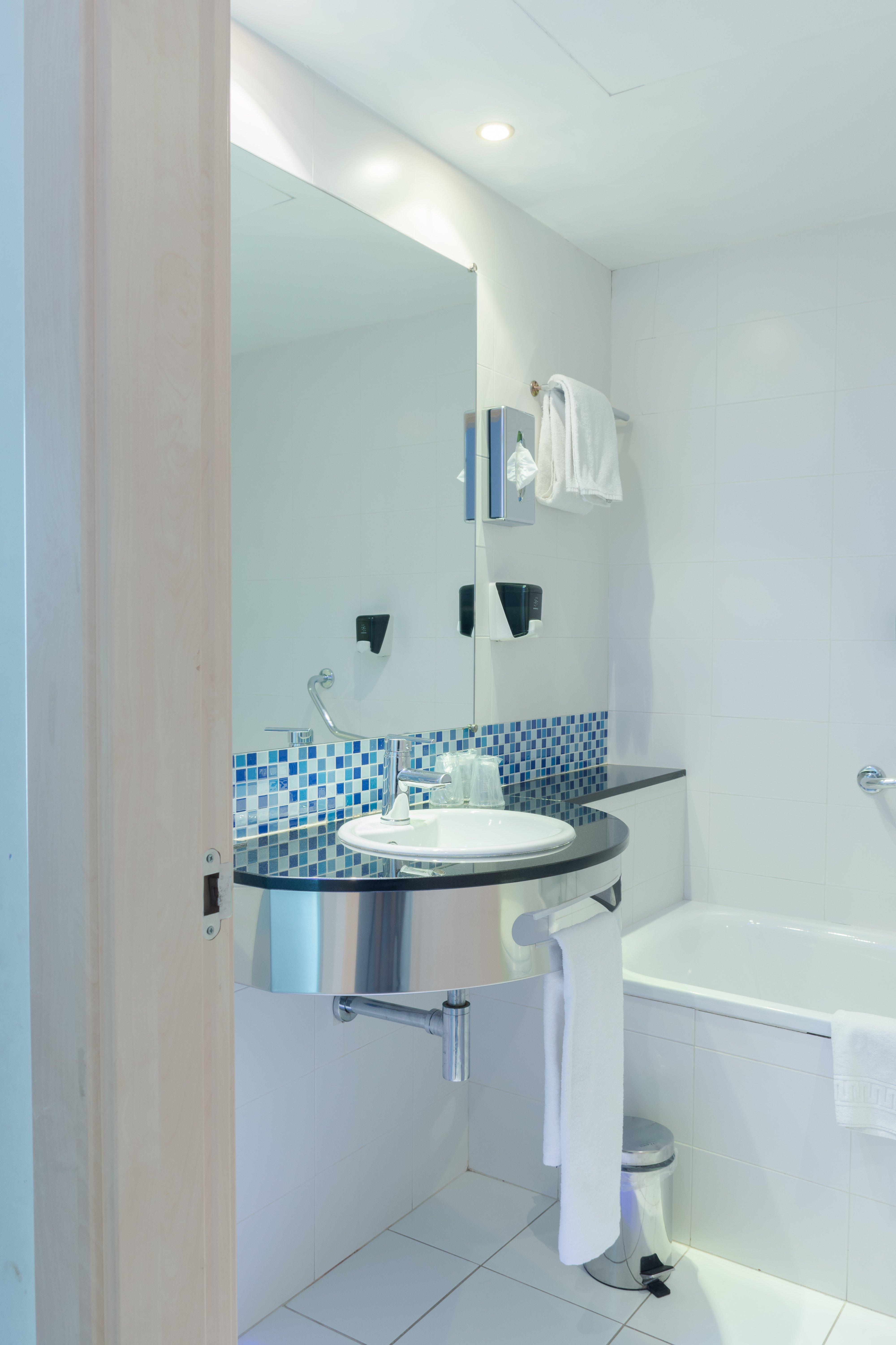 Holiday Inn Express Madrid Leganes By Ihg Екстер'єр фото