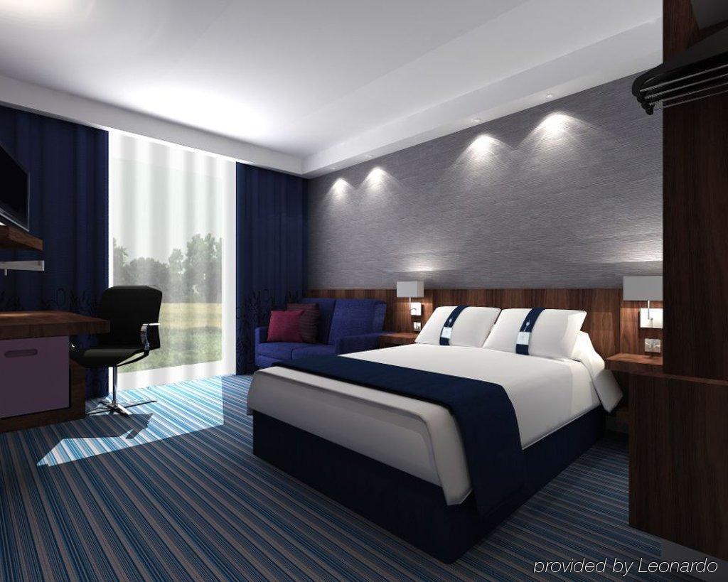 Holiday Inn Express Madrid Leganes By Ihg Екстер'єр фото