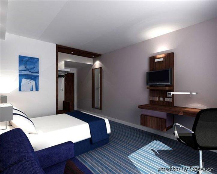 Holiday Inn Express Madrid Leganes By Ihg Номер фото